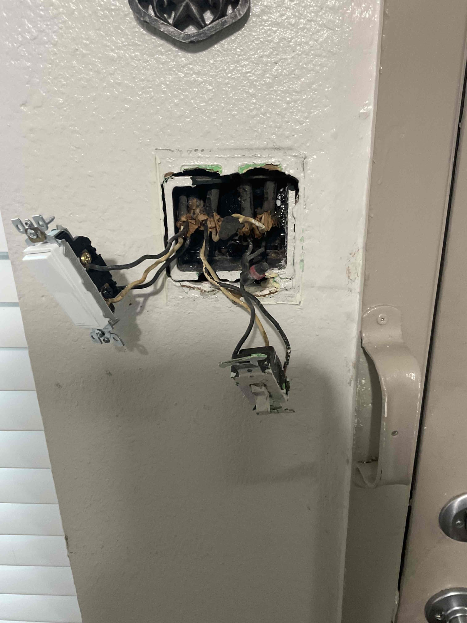 Arrived on job site customer stated that he wanted his two game switch box to be replaced ended up giving a solution on doing a customer supply box replacement with four Romax going inside and replacing the customer supply switches. Customer wants some time to think about the quote will call back to go forward with the word. Customer is 100% happy and satisfied with today’s visit.