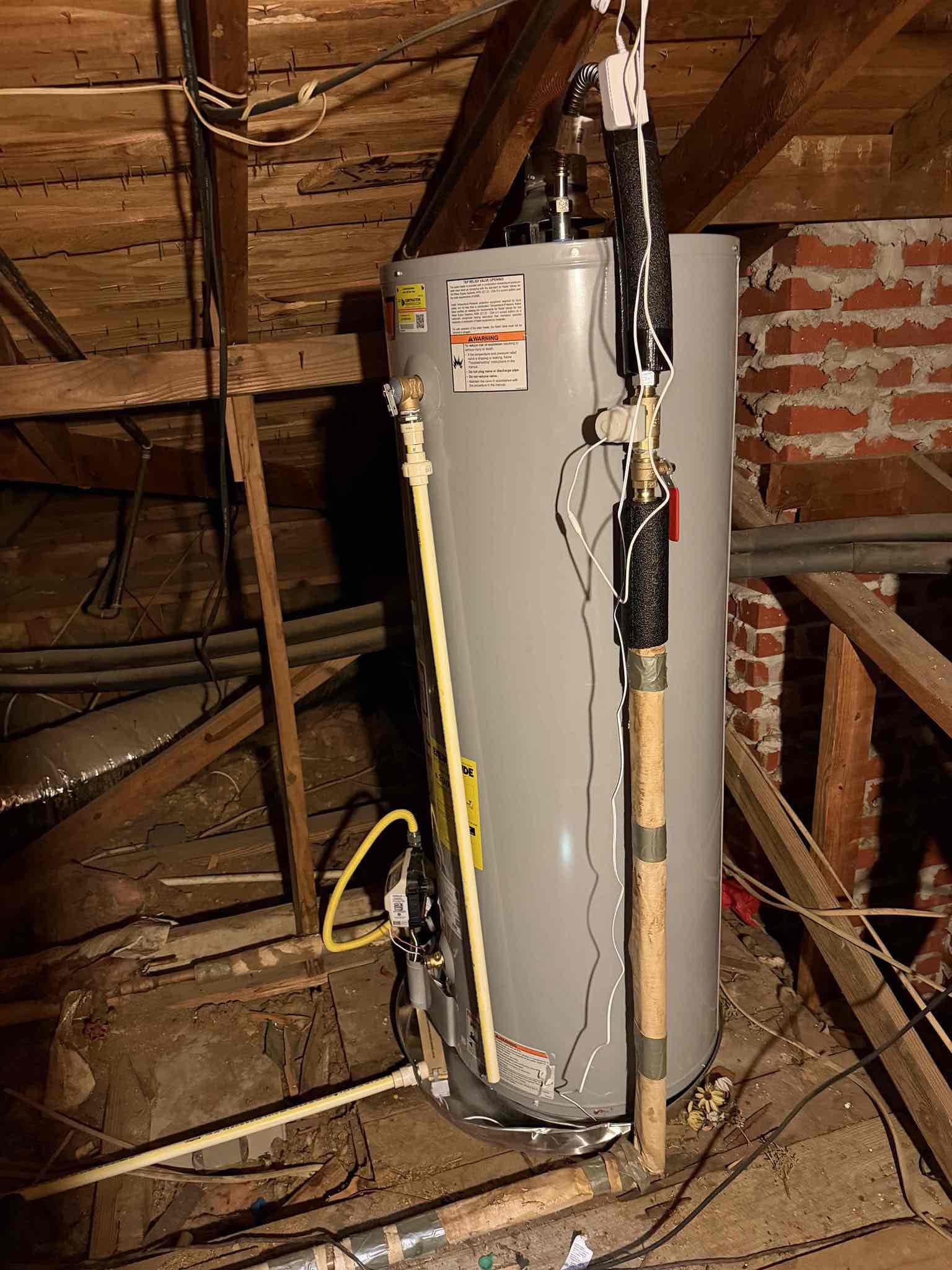 Home owner met inspector onsite and passed the final inspection. Emailed copy of the pass report.