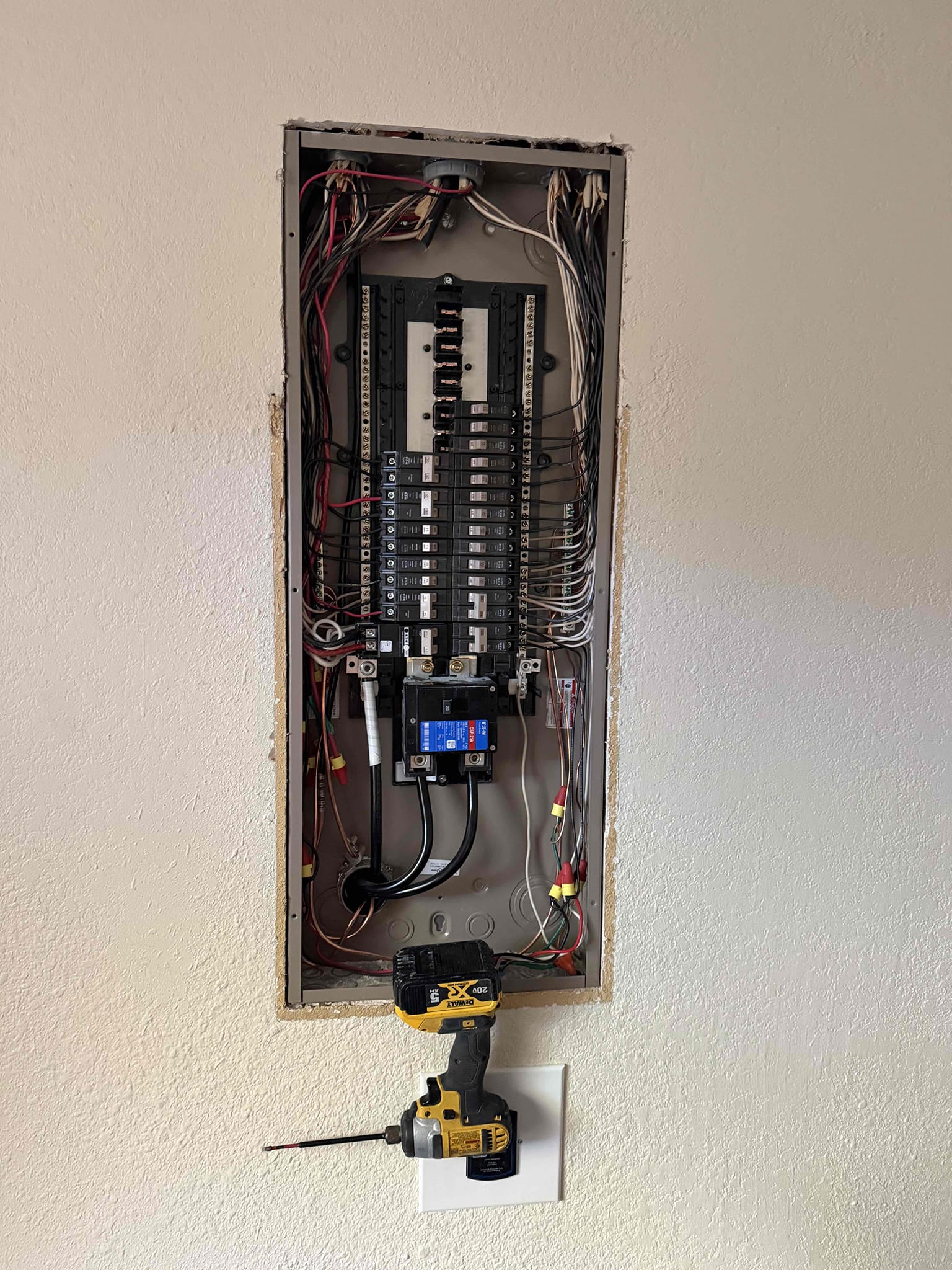Customer was getting a new range due to her range messing up. Old range had a three prong plug and we ran wire few years back. We ran a four wire to the plug. Installed a 1450 Nema receptacle and replace the breaker from a 60 to a 50 amp. Check voltage on both ends and everything Tested fine.


1. Replace 200 amp panel (lifetime warranty) 
2. Replace 200 amp meter base (lifetime warranty) 
3. Install 200 amp disconnect (lifetime warranty) 
4. Whole home surge protection (lifetime warranty) 
5. City permit and inspection 
6. Cold water ground for copper lines 

*5 year warranty only everything* 
*$220 charge from oncore* 

December 10th- reliant 

Replaced 200 amp panel in living area and properly grounded with ground rod and cold water bond.  Installed emergency responders disconnect and replaced meterbase outside.  Installed whole home surge protection on panel and installed gfci breaker on range.   Replaced two smokes with customer supplied combos in hallways.