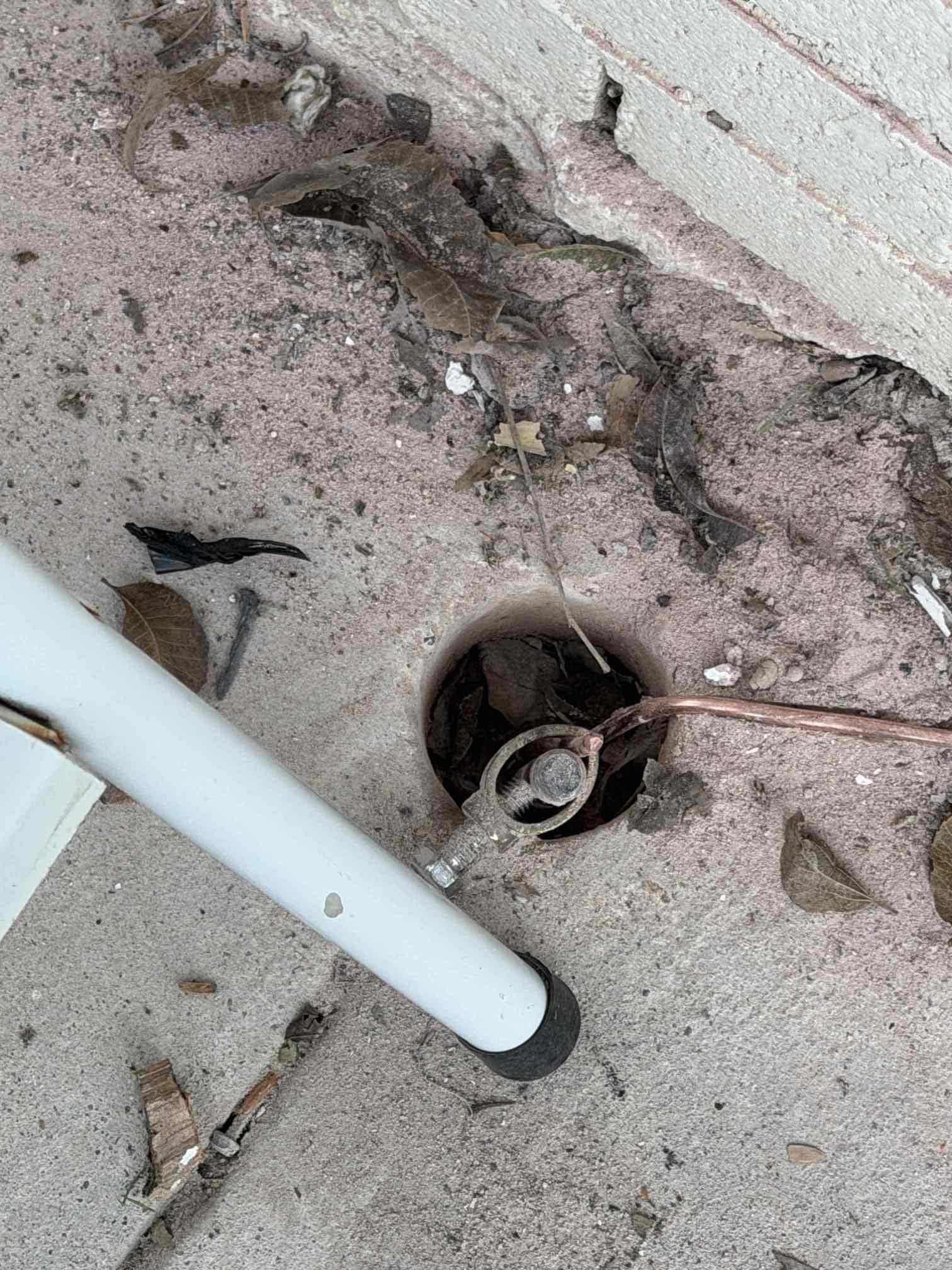 Met inspector and home owner onsite and passed the final inspection.