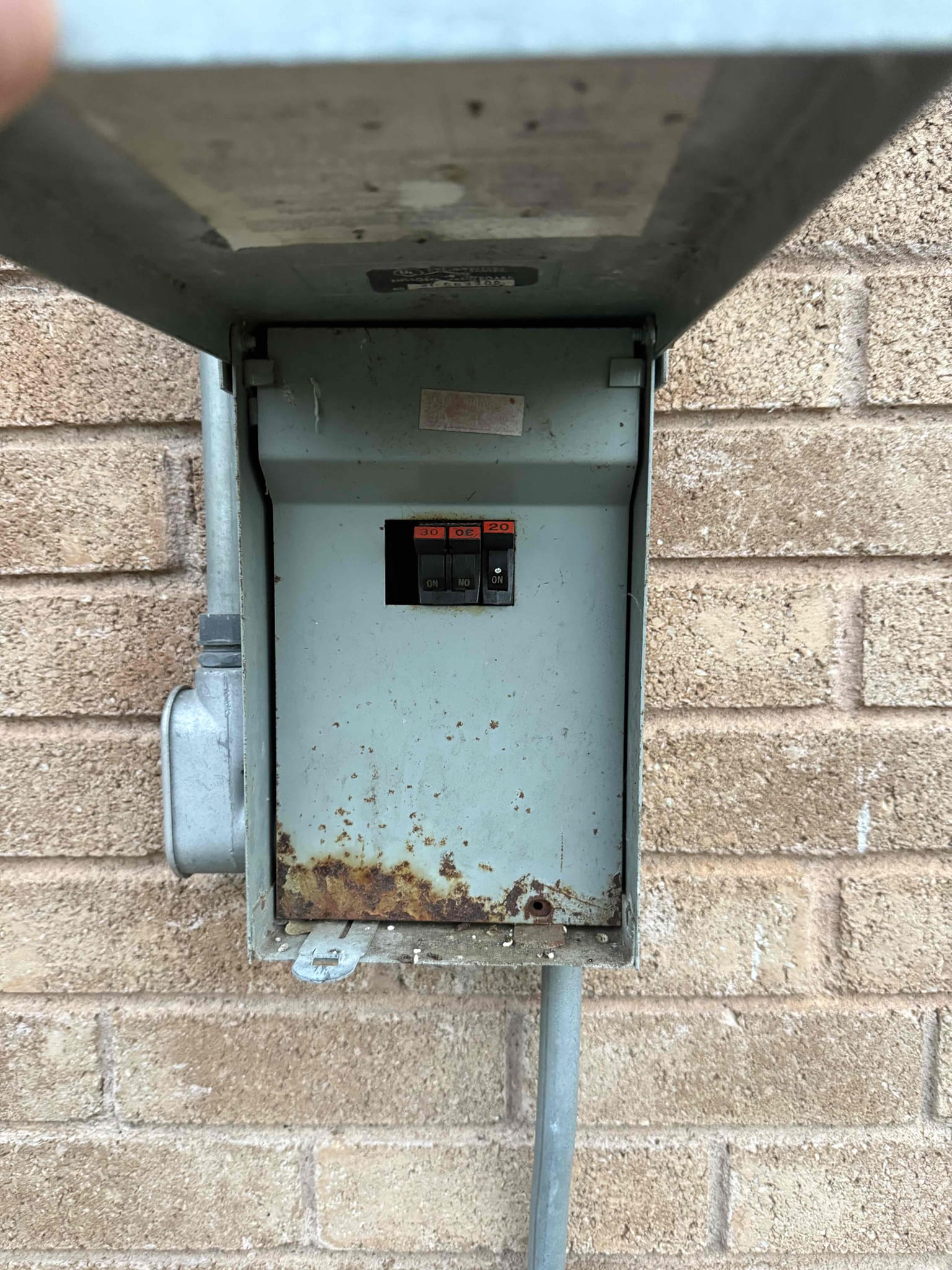 Customer wanted quote on fixing service mast that has wires very close and about to touch and explained that we will only replace the whole thing if we work on it due to liability issues. Customer will give us a call back when he is ready for the work to be done. Quote is only good for 30 days. 