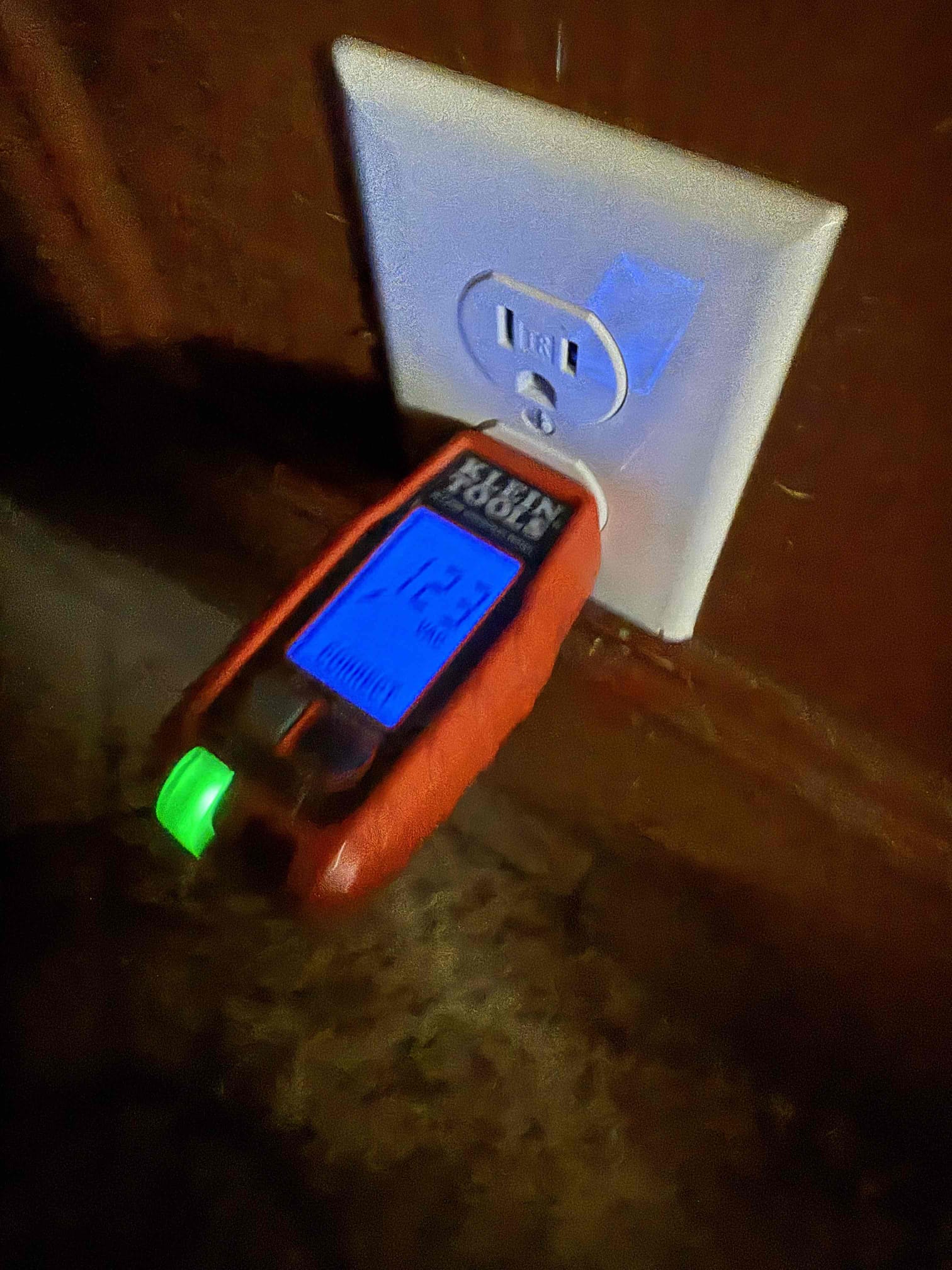 Customer had three outlets and one switch for ceiling fan not working in bedroom. Says it is affected every time it rains. Explain to customer we will have to go through the entire circuit to figure out where the issue is and that the issue could literally be anywhere in the house. Customer wants us to call her back Thursday afternoon. Found on the first plug it was melted and burning, explained to customer we need to go through the whole circuit. Also explained multiple other things that were a major issue that will need to be addressed. The plug was behind the cabinets in the living room. Will not warranty anything on the circuit due to there being a fridge on it with old plugs and it is an issue. If we come back out customer understands we will automatically charge full price for the standard troubleshoot. 

Call back Jan. 8th 
Blake@calltoptech.com