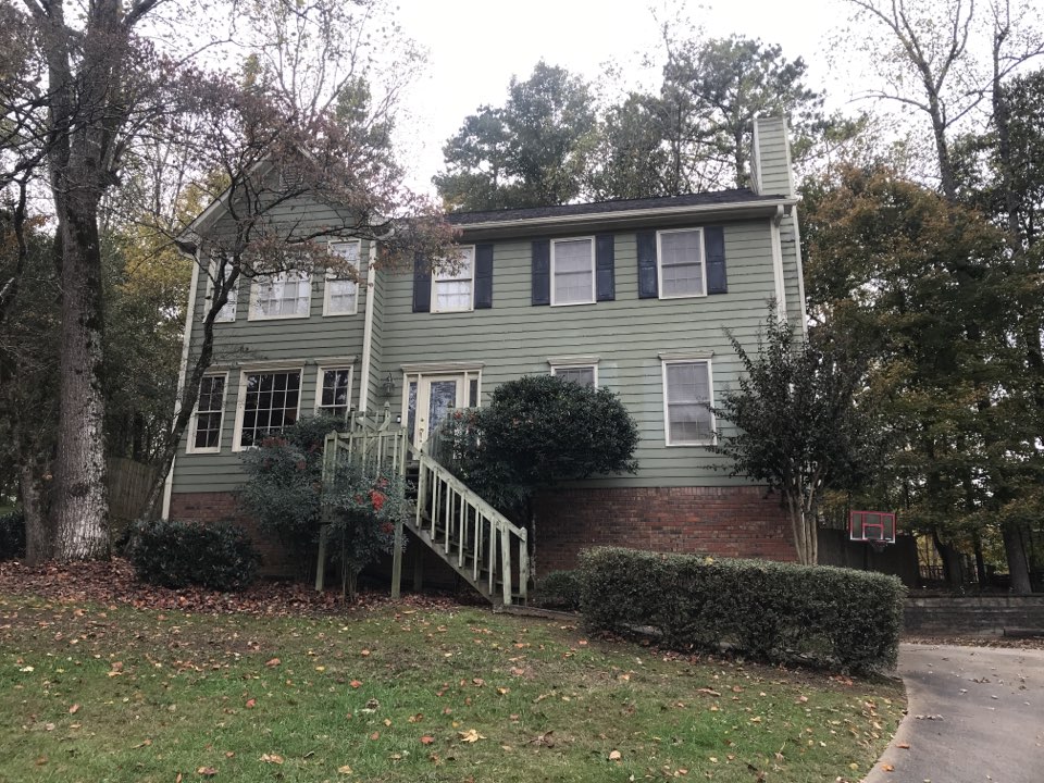 James Hardie siding replacement, vinyl window replacement, shutter replacement, exterior painting using Sherwin Williams resilience paint, carpentry, in Acworth Georgia James Hardie siding replacement, vinyl window replacement, shutter replacement, exterior painting using Sherwin Williams resilience paint, carpentry, in Acworth Georgia