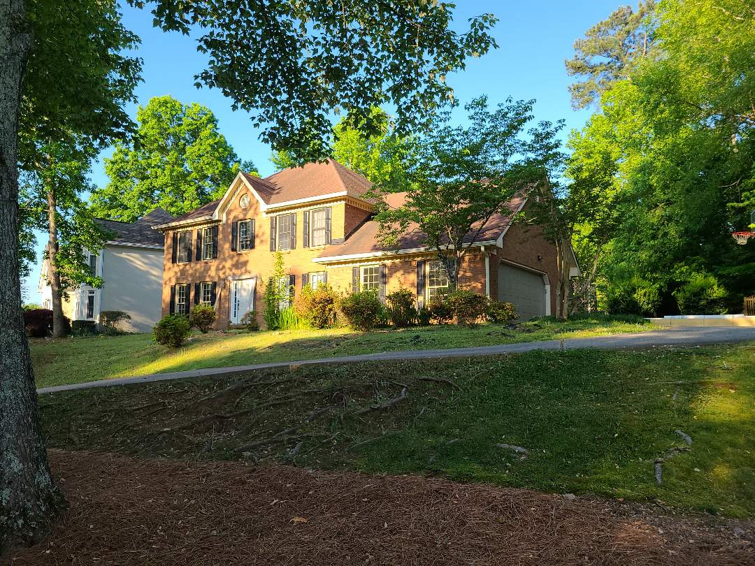 Replacing all the siding on the entire house and replacing rotten wood Replacing all the siding on the entire house and replacing rotten wood