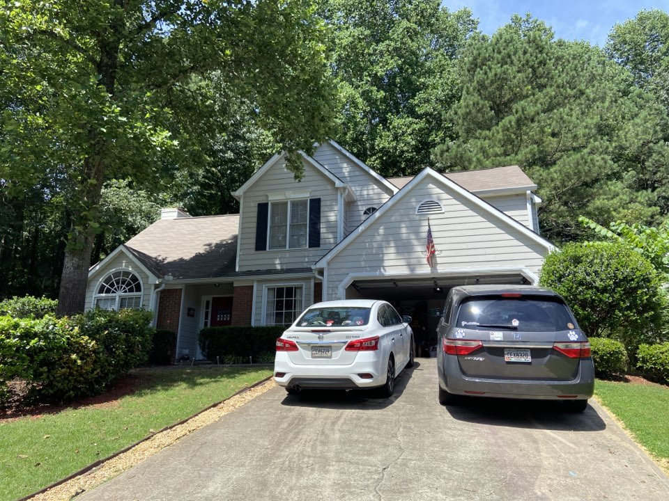 Estimating siding replacement, general carpentry, gutter cover installation, in Woodstock Estimating siding replacement, general carpentry, gutter cover installation, in Woodstock