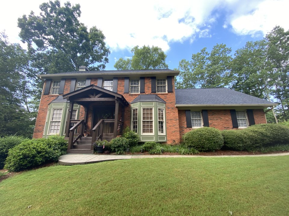 Estimating stacked stone installation on bays, gutter installation, in Roswell Estimating stacked stone installation on bays, gutter installation, in Roswell