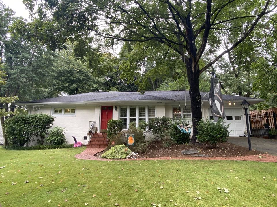 Estimating complete roof replacement, exterior painting, carpentry, gutter replacement, in Atlanta Estimating complete roof replacement, exterior painting, carpentry, gutter replacement, in Atlanta