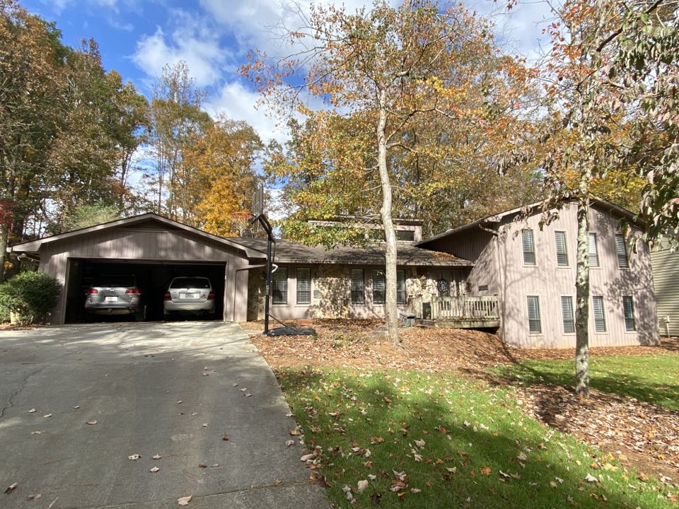 Estimating James Hardie siding replacement, exterior painting using Sherwin Williams Resilience, got a replacement, in Marietta Estimating James Hardie siding replacement, exterior painting using Sherwin Williams Resilience, got a replacement, in Marietta