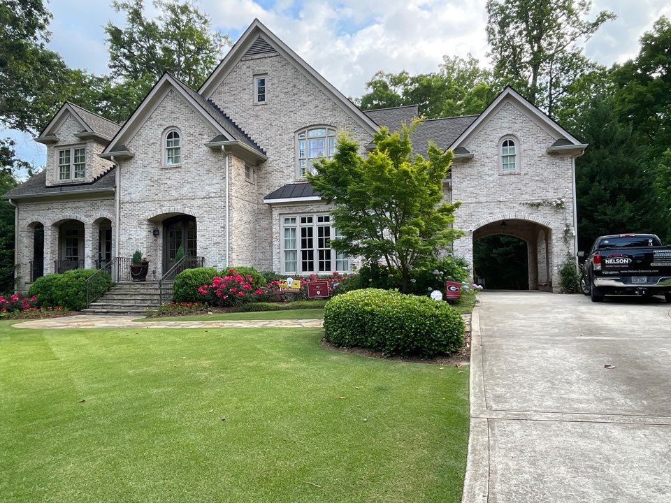 Atlanta, GA - Quoting an exterior paint job, interior sheet rock repair and ceiling wall and trim painting. And replacing rotten wood Atlanta, GA - Quoting an exterior paint job, interior sheet rock repair and ceiling wall and trim painting. And replacing rotten wood