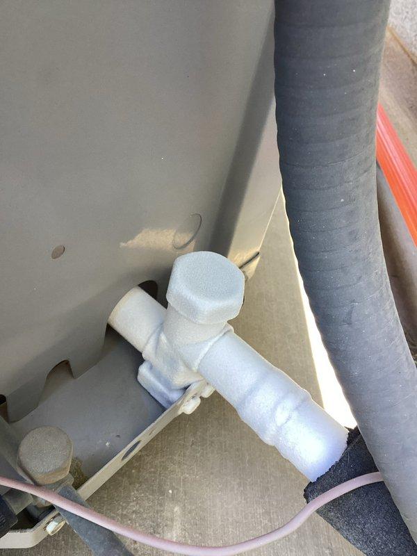 Responded to no cooling complaint on 6-9 year old HVAC system. Performed diagnostic evaluation on outdoor condensing unit and indoor air handling components. Both units confirmed operational with easy access for service, system restored to proper cooling function.