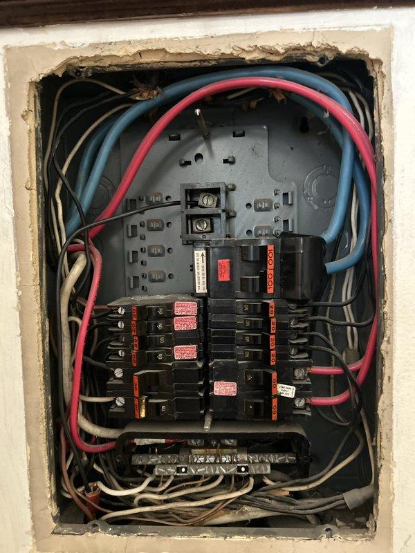 Responded to reported non-functioning electrical outlet serving gas fireplace in basement. Upon arrival, inspected Federal Pacific Electric Stab-Lok load center and traced circuit serving affected outlet. Identified tripped or faulty breaker within the 100-amp, 120/240-volt single-phase panel. Reset breaker, verified proper operation of basement fireplace outlet, and confirmed restoration of power to fixture. Advised customer of older Federal Pacific Electric panel condition for future reference.