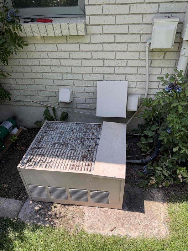 Responded to no cooling complaint on right-side residential AC unit. Performed comprehensive system inspection including condenser examination, refrigerant level assessment, and airflow evaluation. Accessed condenser coil compartment to inspect internal components and verify system operation per manufacturer specifications.