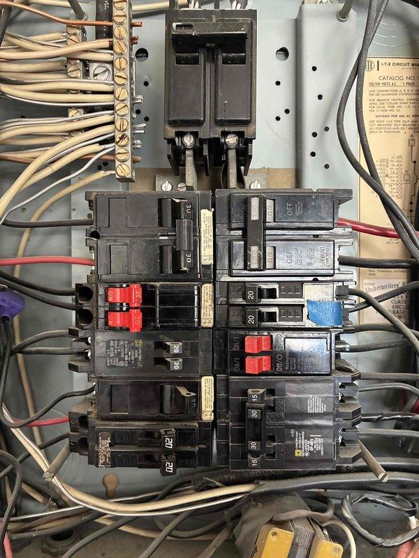 Completed membership electrical maintenance visit as part of recurring Green Shield service program. Performed comprehensive inspection of main electrical panel, documenting circuit breaker configuration, wire connections, and overall system condition. All circuit breakers, wire terminations, and panel components were visually inspected and found to be functioning properly with no reported issues or safety concerns identified.