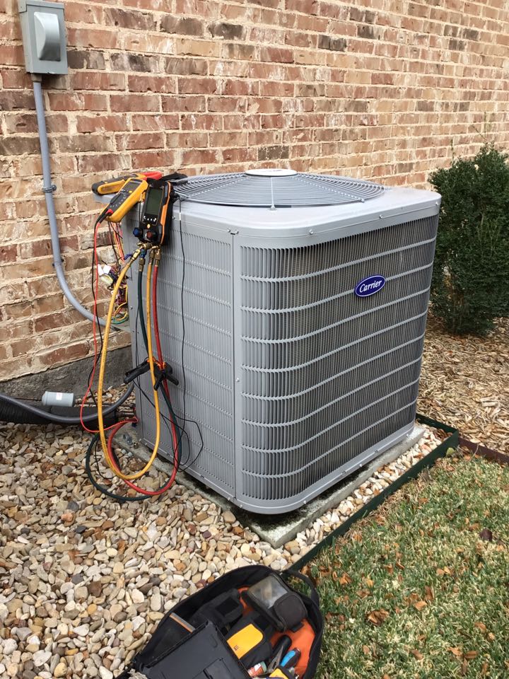 Lewisville, TX - Completed 2 system annual heating tune up and safety check on Carrier heat pump equipment in Castle Hills. Lewisville, TX - Completed 2 system annual heating tune up and safety check on Carrier heat pump equipment in Castle Hills.