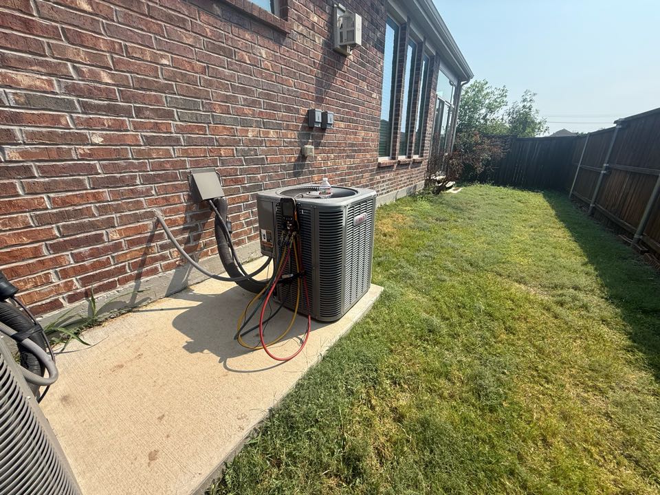 Provided service diagnostic along with replacement options on a leaking Lennox system in Dallas.