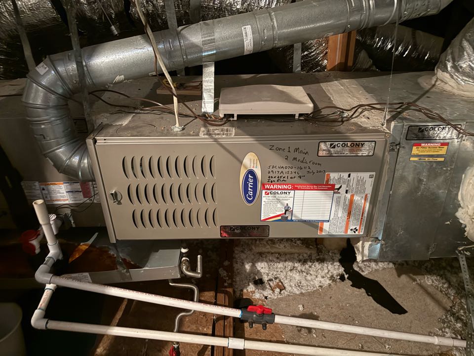 Performed a heating tune up on a carrier, and trane gas furnace in Plano