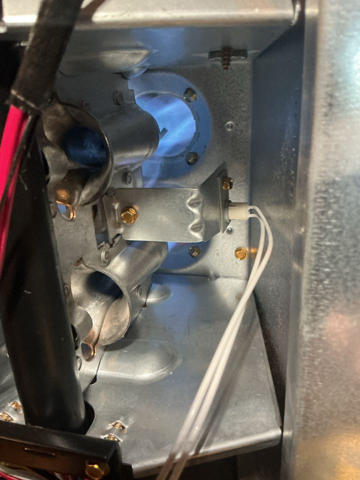 Gas heating and safety check one Carrier Equipment.  Gas heating and safety check one Carrier Equipment.