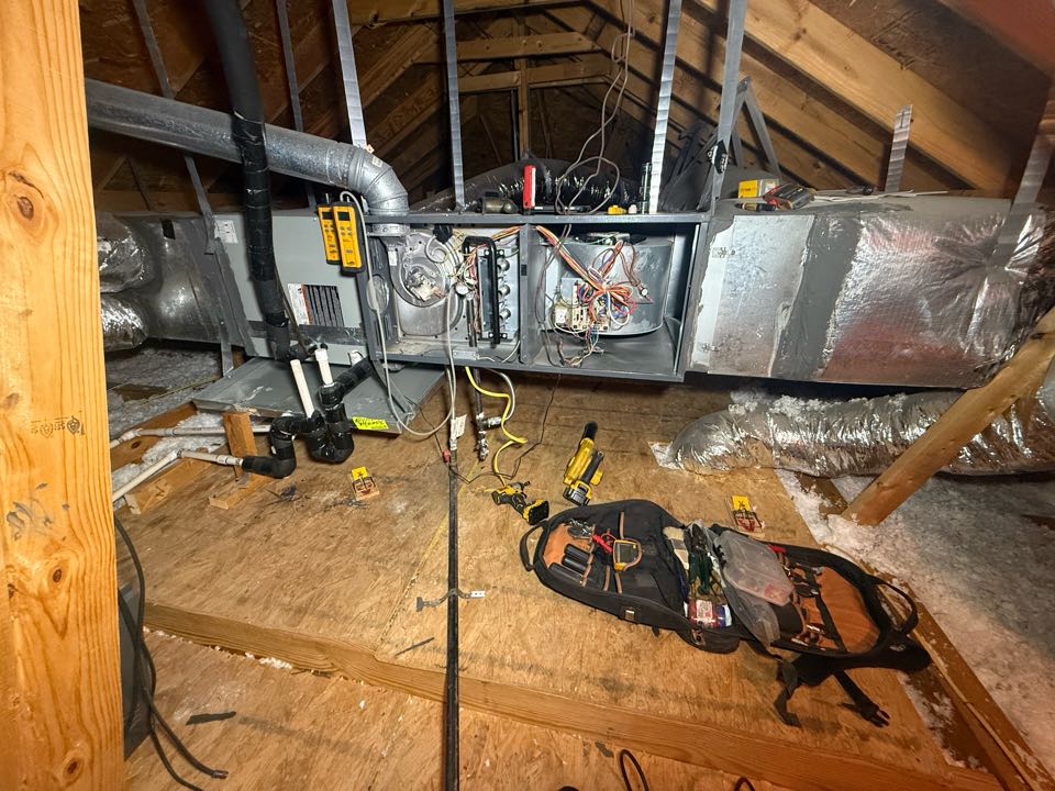 Performed annual gas heating tune up and safety inspection along with filter change on a Goodman furnace in Little Elm.