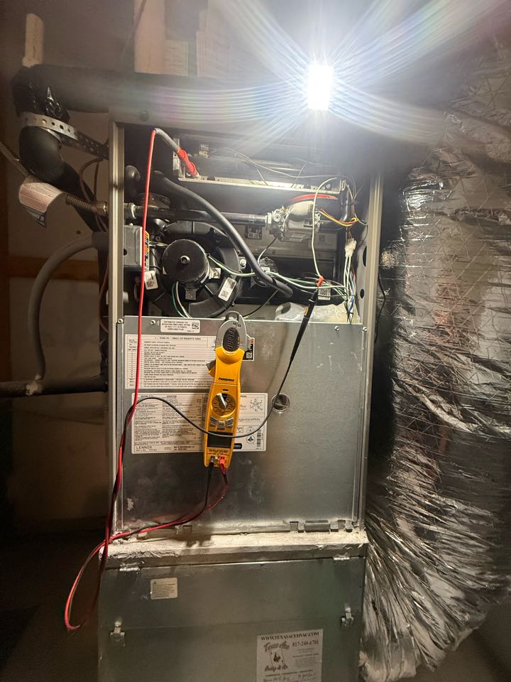 Gas heating tuneup on Lennox equipment. 