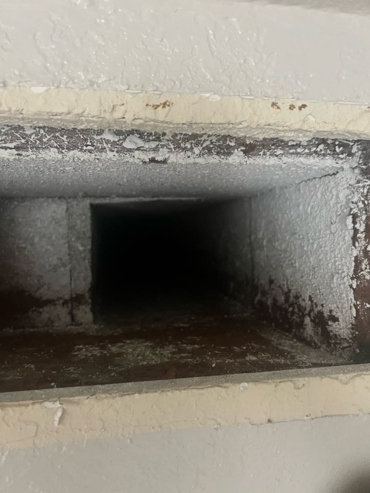 Duct cleaning Lantana 