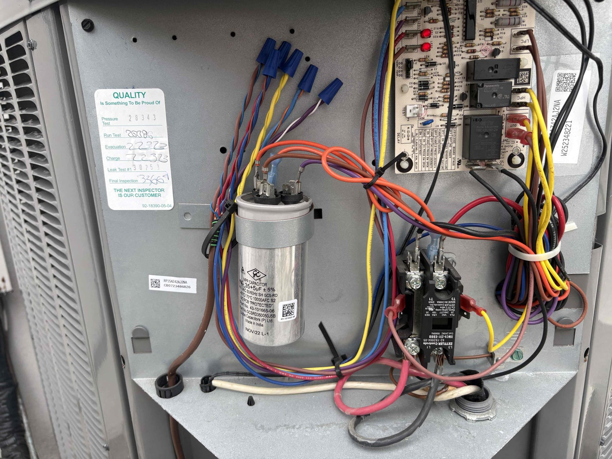 Full system tuneup 

Wiped Down Air Handler 

Checked temperature splits 

Checked cap mfd 

Checked contactor 

Inspected wiring 

Compressor amps 

Motor amps 

Cleaned condenser coils 

Cleared drain line and pan 

Checked refrigerant pressures 

Checked blower amps 

Checked filter 

Thermostat operations 

Checked heating and cooling 

Unit is operating at this time 
