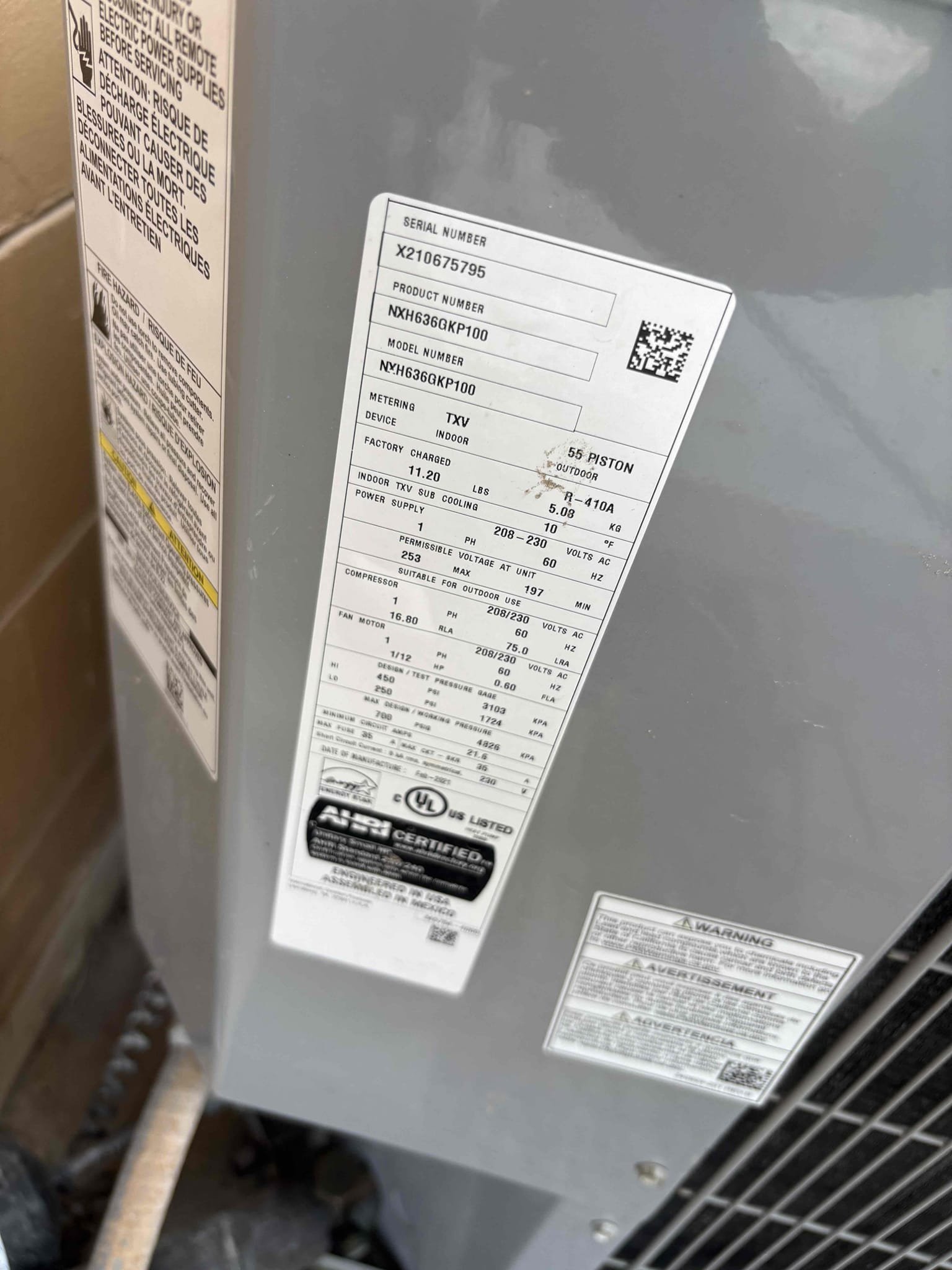 Full system tuneup 

Wiped Down Air Handler 

Checked temperature splits 

Checked cap mfd 

Checked contactor 

Inspected wiring 

Compressor amps 

Motor amps 

Cleaned condenser coils 

Cleared drain line and pan 

Checked refrigerant pressures 

Checked blower amps 

Checked filter 

Thermostat operations 

Checked heating and cooling 

Unit is operating at this time 