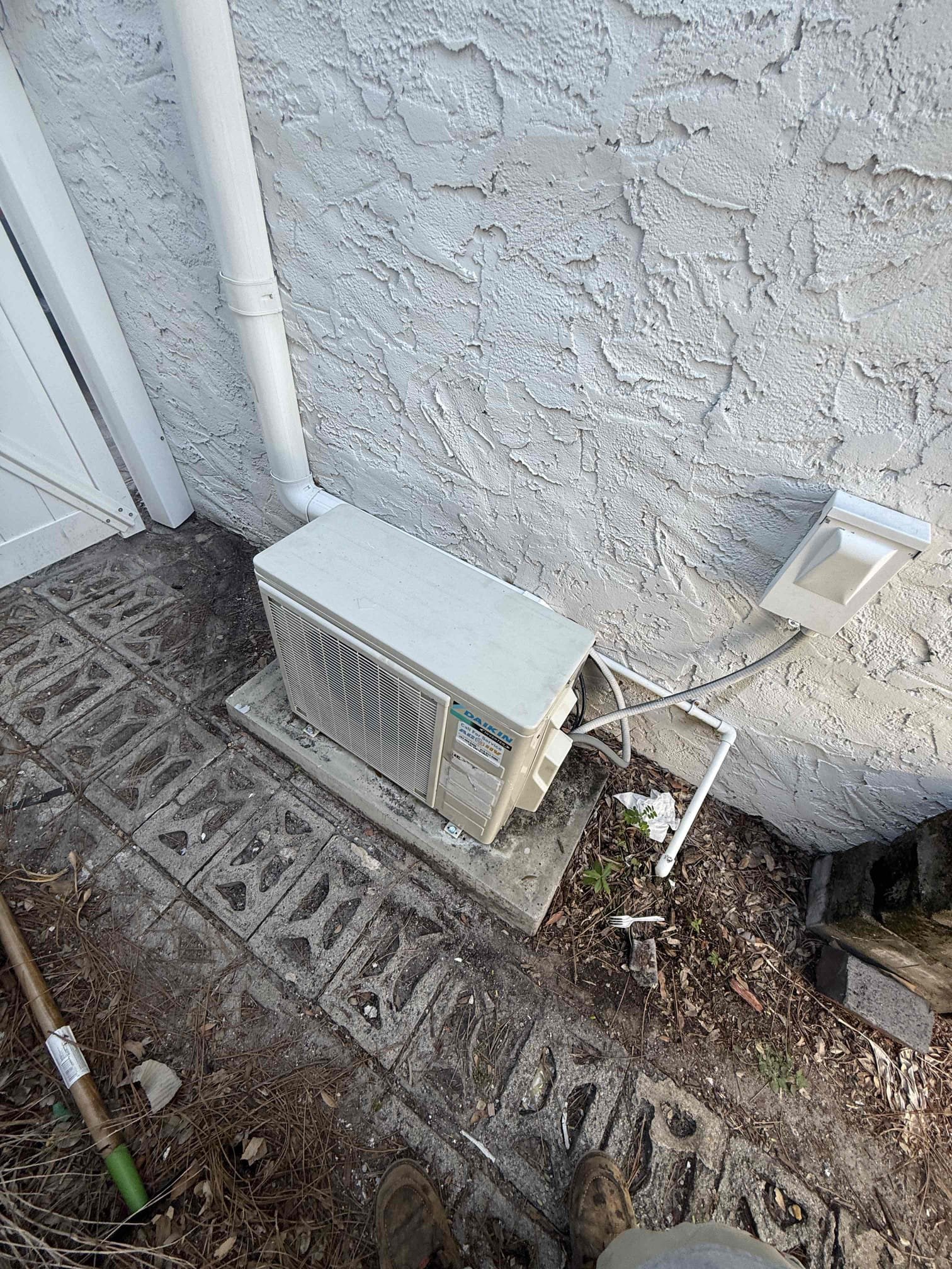 On arrival found unit with EA error code which represents faulty sensor and in board. Will submit estimate for repair. Cycled power and unit started working. Made client aware that once parts are replaced, unit might still need further diagnostic and possibly replace outdoor board. 