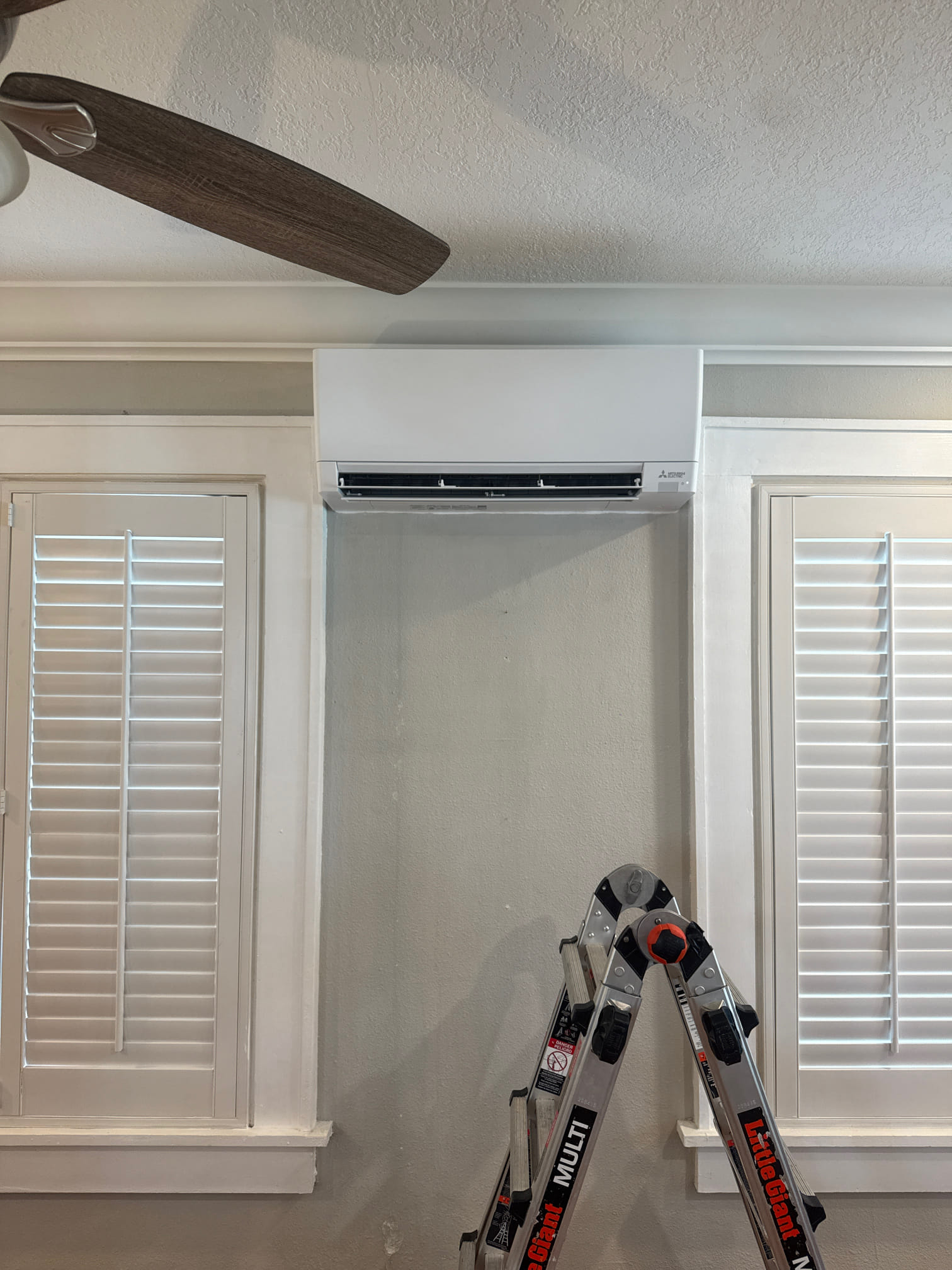 Furnish and install the following 
2 12k Mitsubishi mini splits for downstairs
*G series systems that qualify for tax credit, 25 seer*
*Green cash payment only*
Heat pump
Use existing electrical
New line sets 
New drains
Re use wall bracket for condenser
Remove existing equipment 
10 year parts warranty 
3 year labor warranty 
Tax and labor included 
