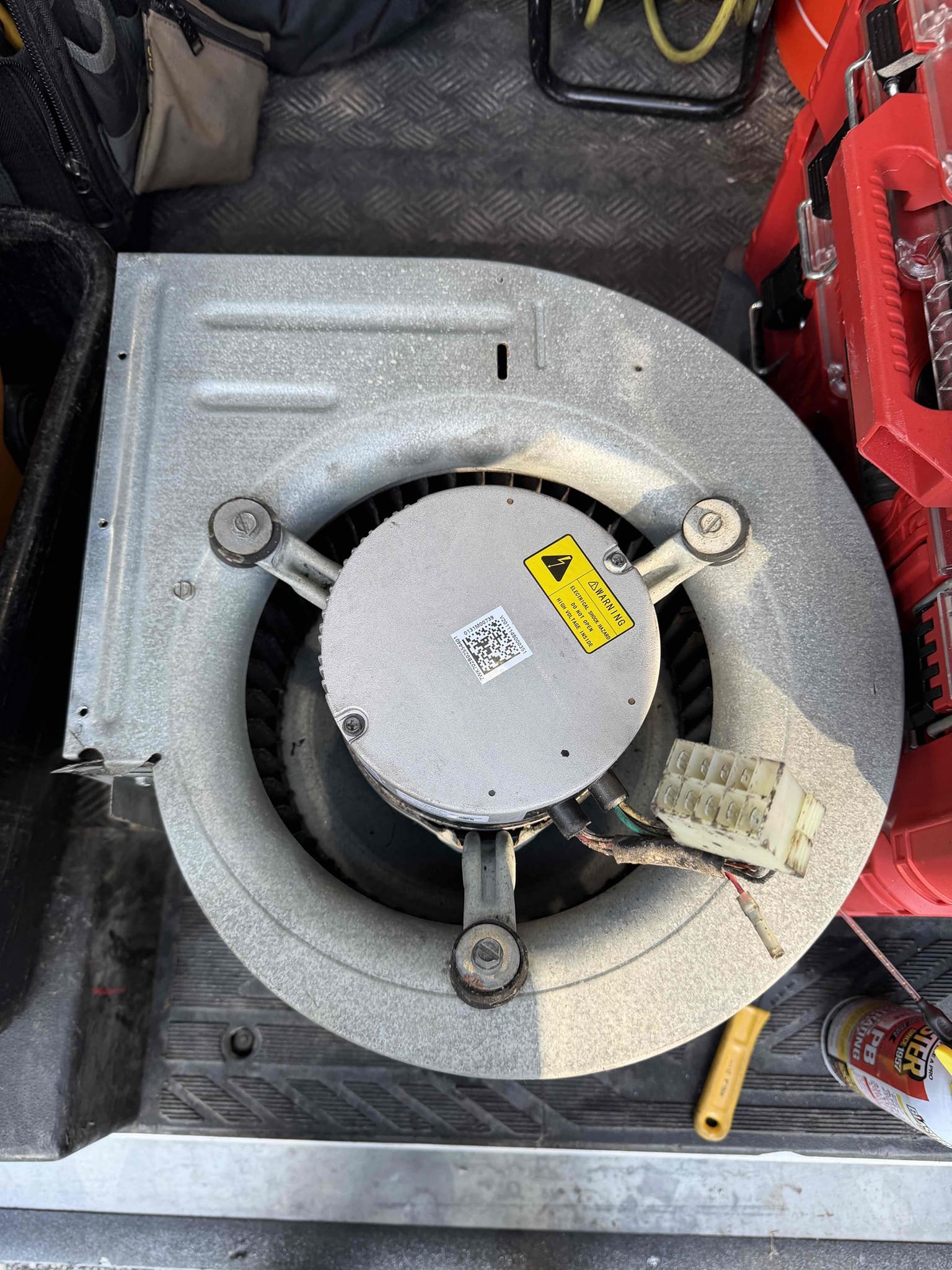 Replaced evaporator blower motor. 
Verified system cooling and heating operations. 