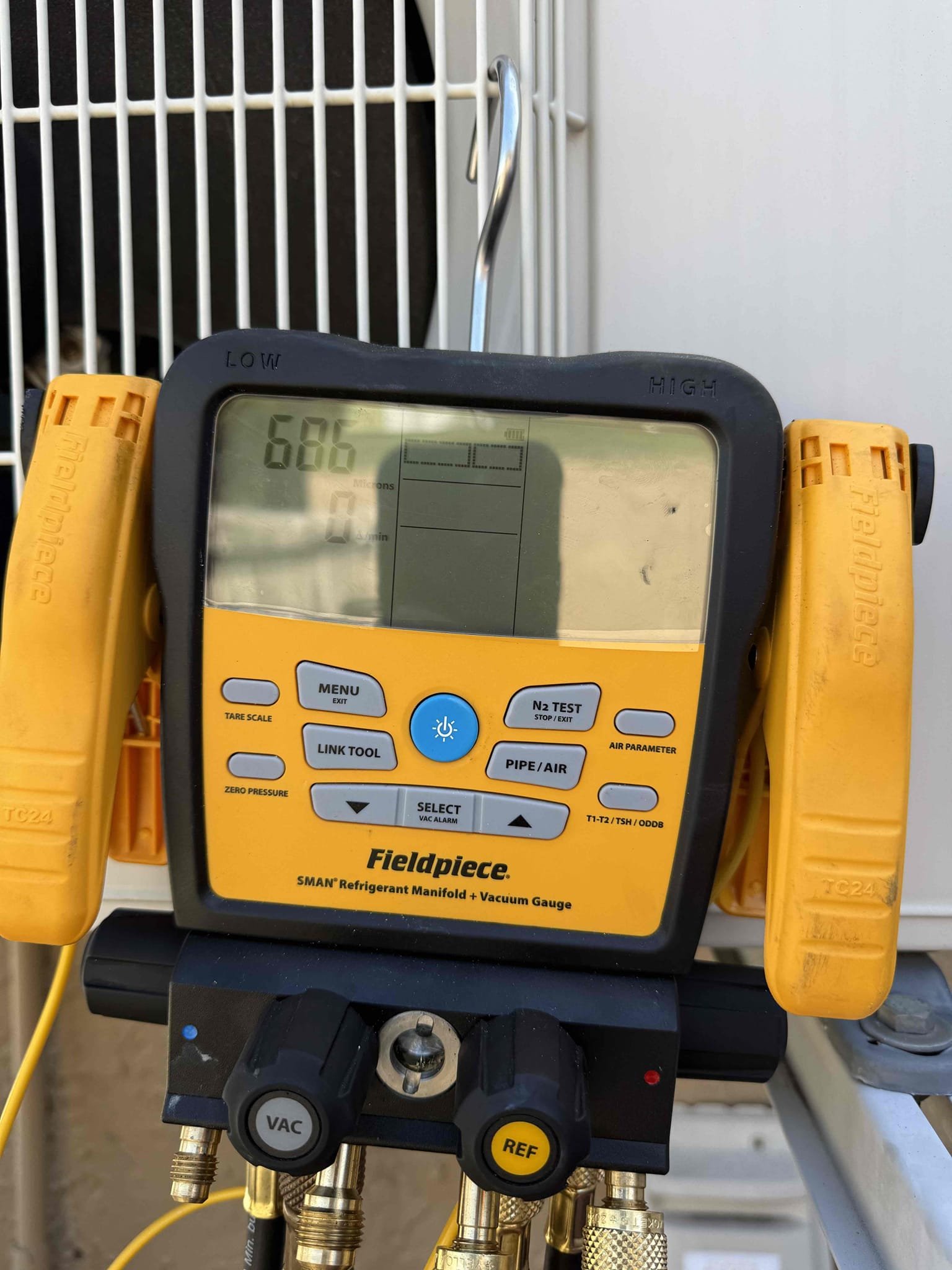 Pump down system
Remove existing evaporator coil
Install warranty evaporator coil
Includes refrigerant
Includes labor for 2 techs
Completed repair 
Charged with 2.9 pounds
Confirmed proper temp split 