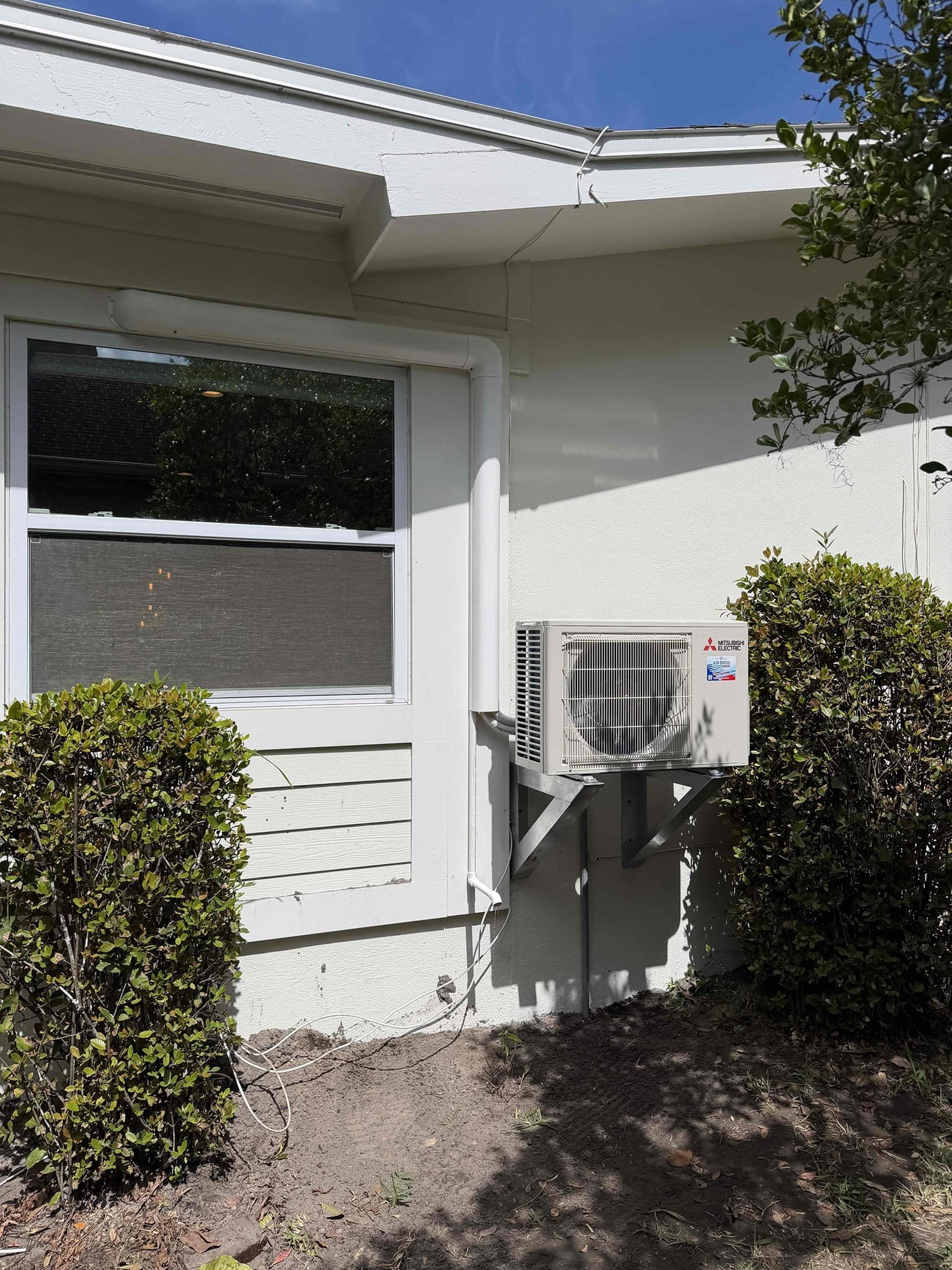 Scope of work:
- Installation of 12,000 BTU Mitsubishi mini split single zone
-Client is having their own electrician install 240v and disconnect to location of mini split. -$1200
- Wall mounts
- 12 year parts warranty
- 3 year labor warranty
- 100% satisfaction 
* 10% hero discount*