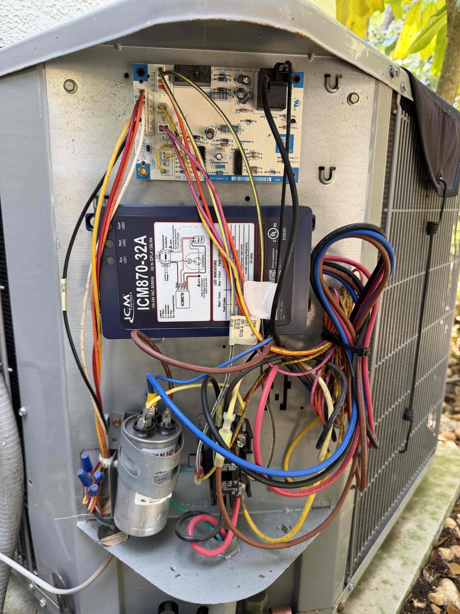 Scope of work:
Install 2 soft start kits on both condenser units. 