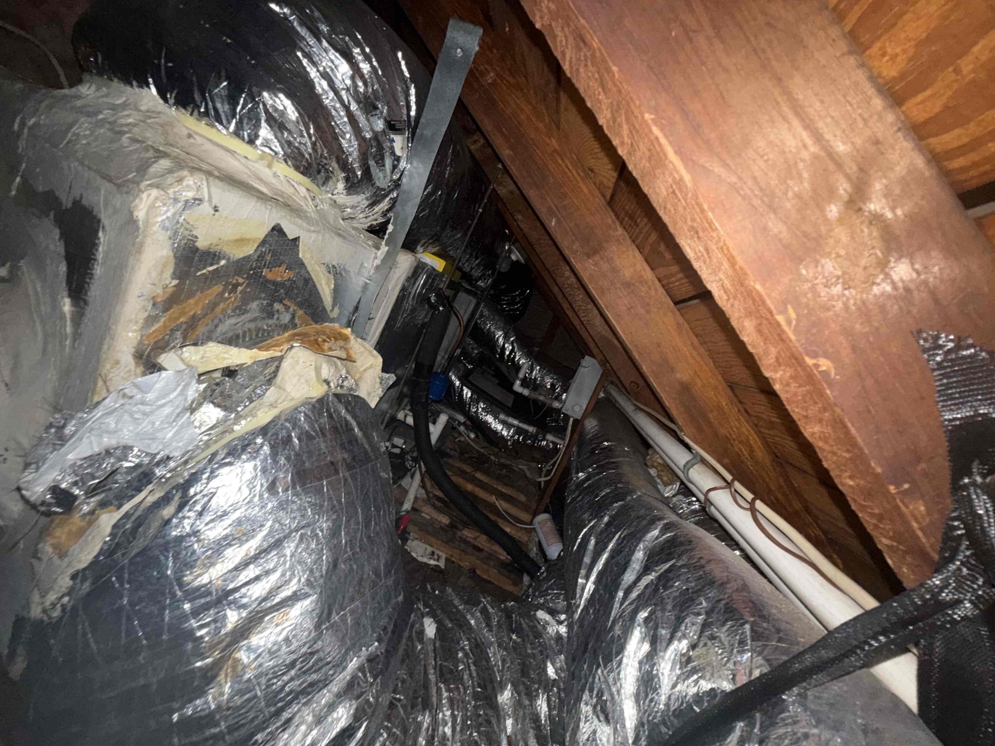 On arrival found upstairs unit not cooling due to bad blower motor. Will return Monday to replace motor.