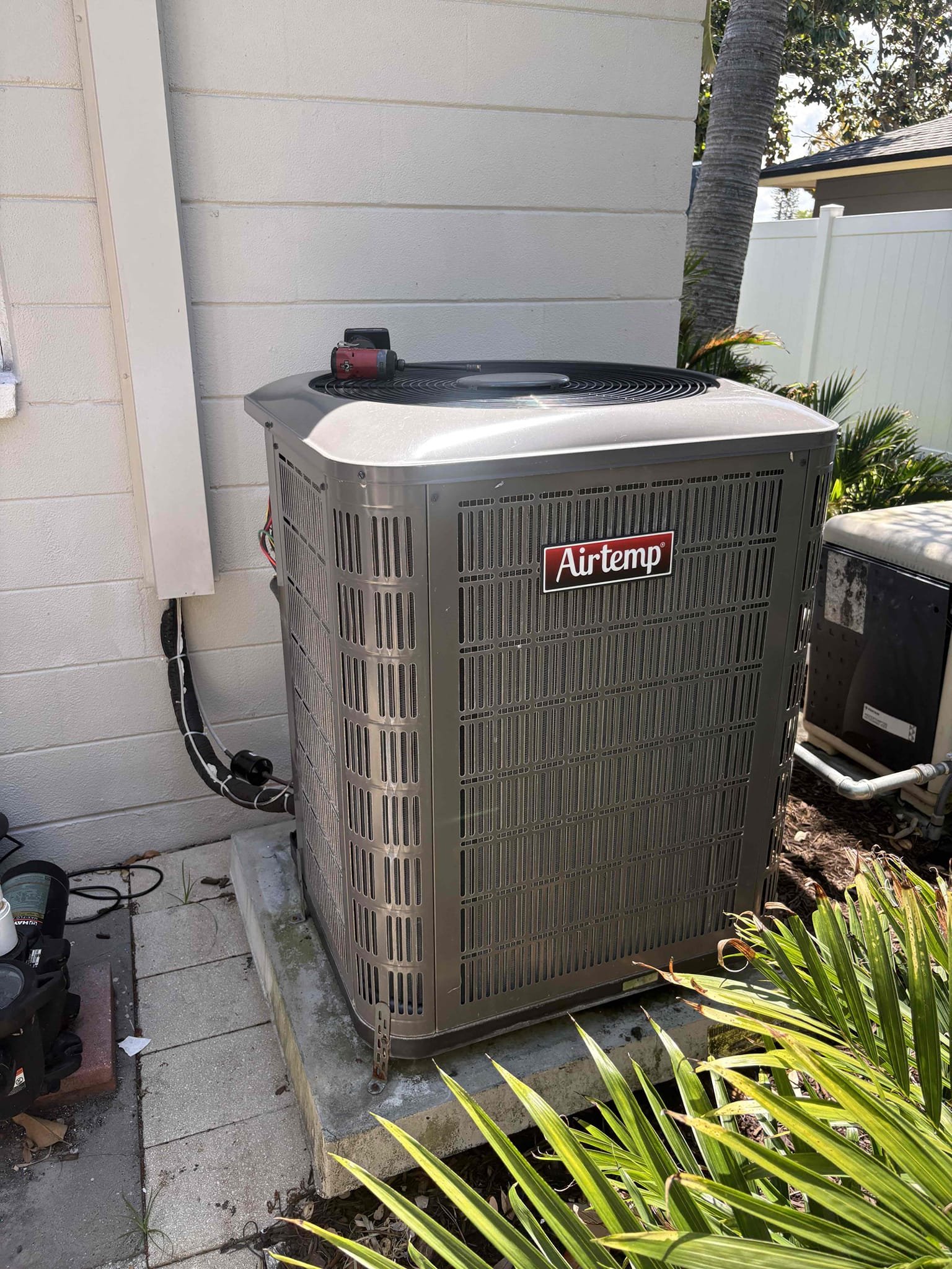 Lizard behind outdoor defrost board causing outdoor unit not to run. Bypassed board and verified system operations. Will need to return to replace board. Unit may be under warranty (second home owners)