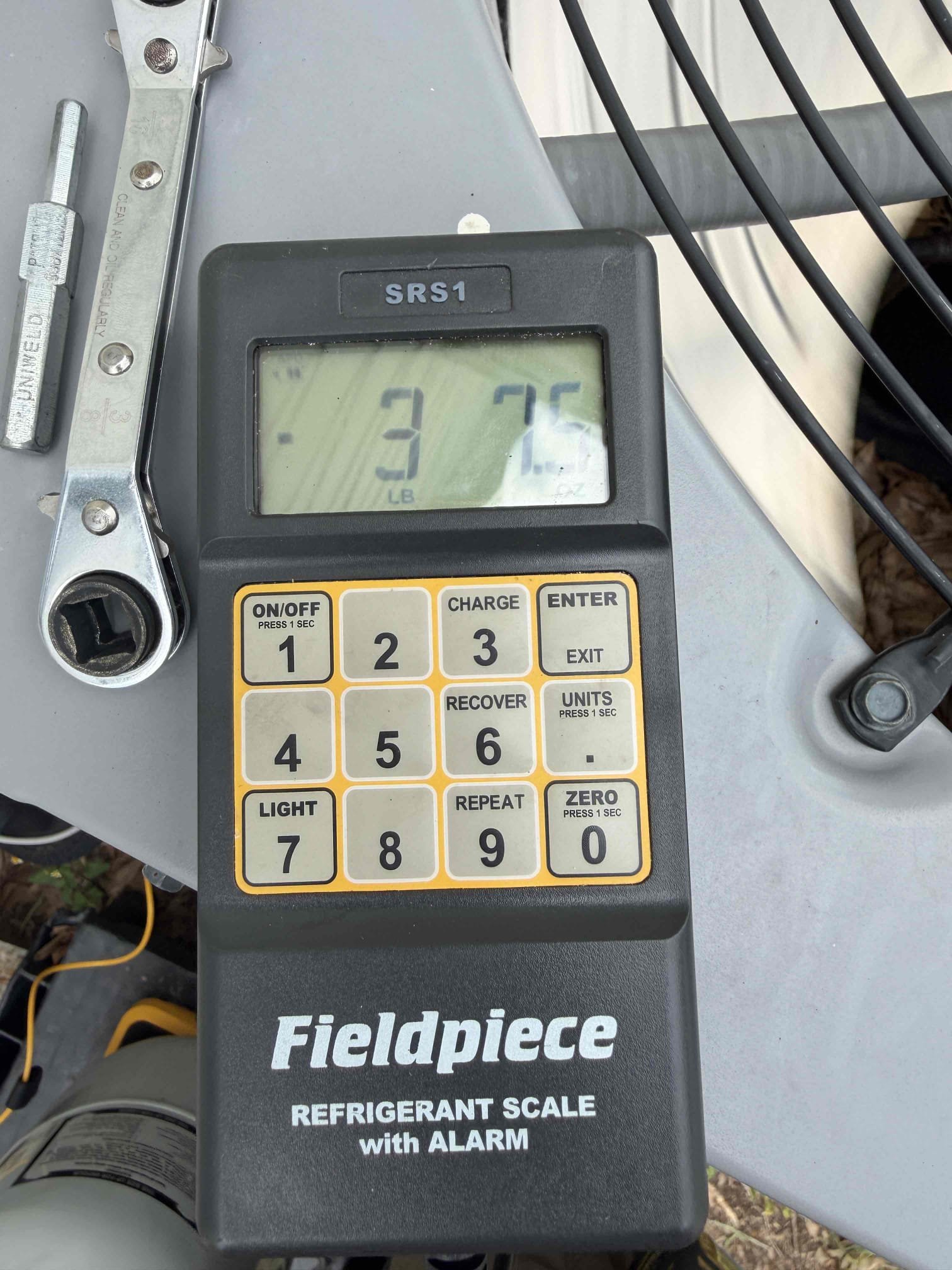 Scope of work:
- Remove and replace evaporator coil
- Vacuum copper lineset
- Charge with new refrigerant
- start and test
