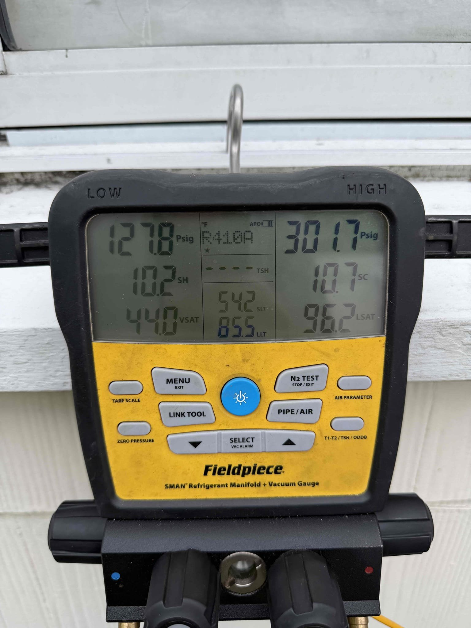 Scope of work:
- Remove and replace evaporator coil
- Vacuum copper lineset
- Charge with new refrigerant
- start and test
