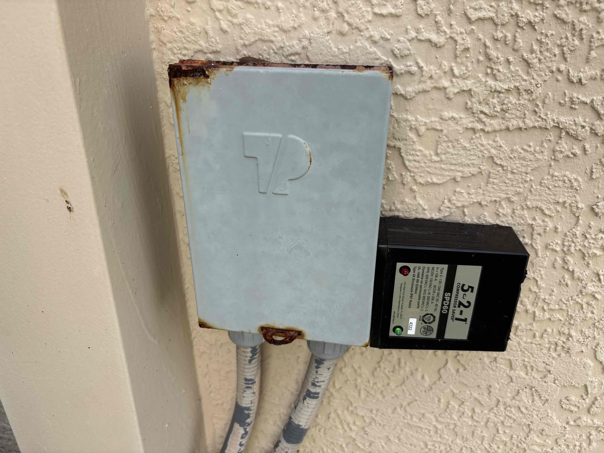 Loss of power. Reset unit and verified operations. 