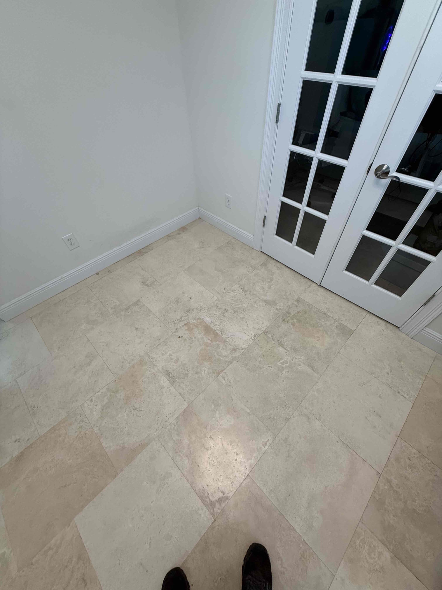 Ruud 2 ton 15.2 heat pump split system with 5kw heater
Anchor condenser
Vibration pads
Keep existing thermostat
Replace 12” return ducts
Horizontal attic
Aux pan
Float switches
Remove existing equipment 
Connect to existing ducts and electrical 
Seal unit to code
Tax labor and permit included
10 year parts warranty 
3 year labor warranty 