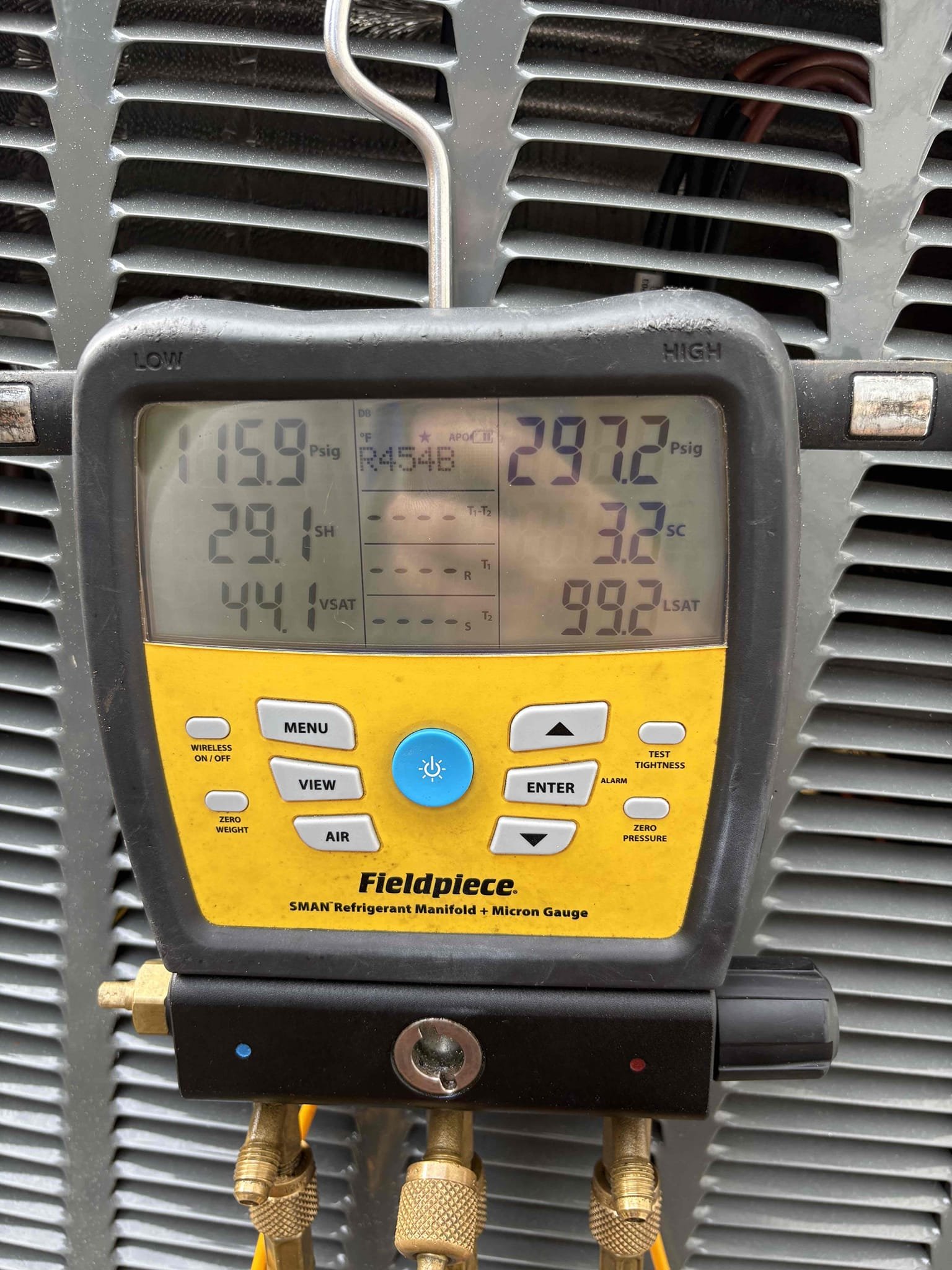 New System 2.5T for 1100sf

System is operating within manufacture specifications. Verified no water in safety. Verified clean coils and filters. Checked amp draws and pressures. Unit has a 20° temperature split. 

Found very low insulation in attic and poor duct design. Also found several tape and coupler joints from ducting. Would recommend insulation and ducting 