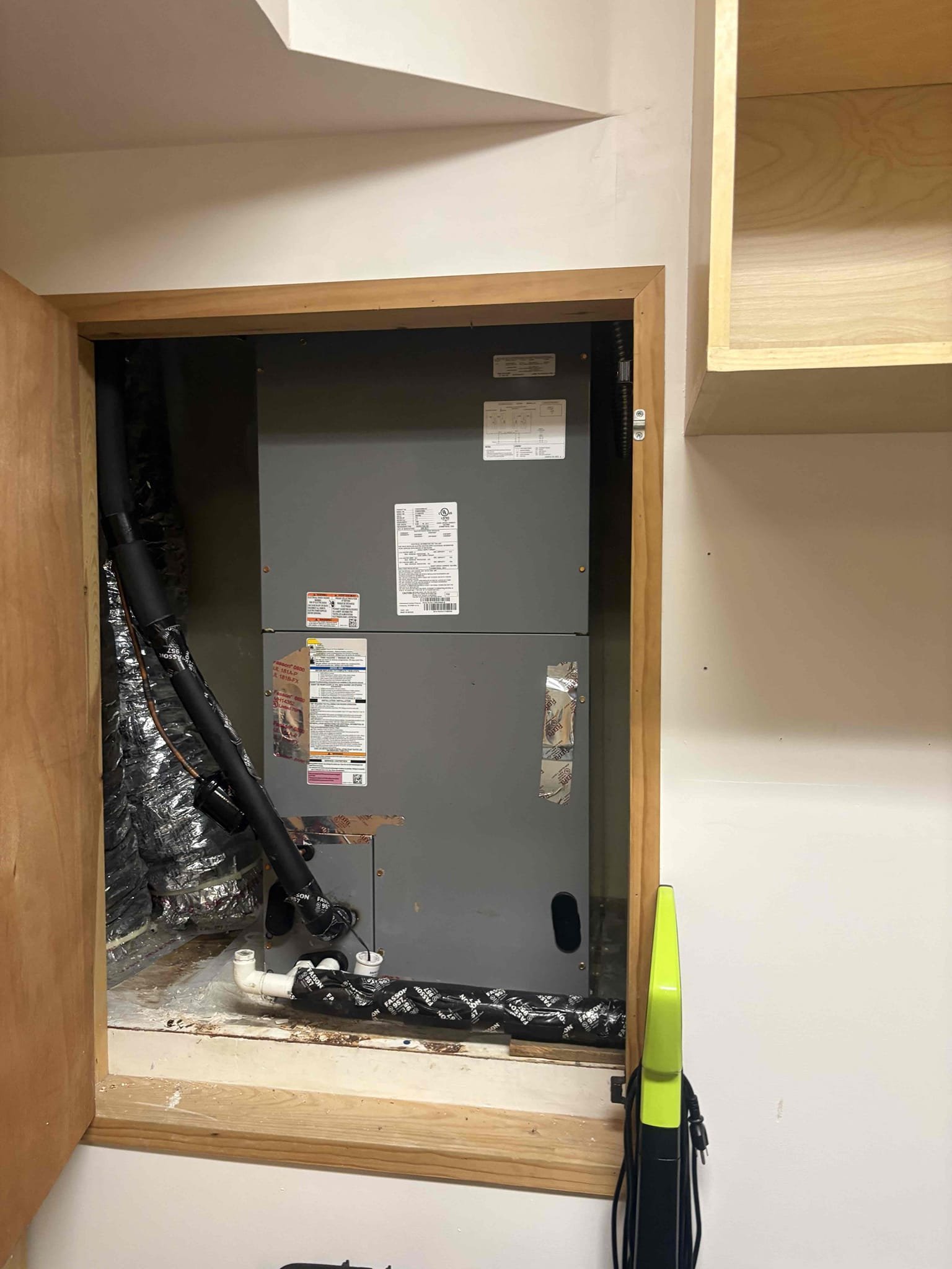 Diagnostic 

-Failed outdoor capacitor 
-drain line backing up causing float to intermittently trip 

Scope of work 
-clear drain line and drain pan 
-add pan tabs to help with buildup 
-replace outdoor capacitor 

System is currently operating within manufacture specifications 

Recommend semi annual maintenance 
