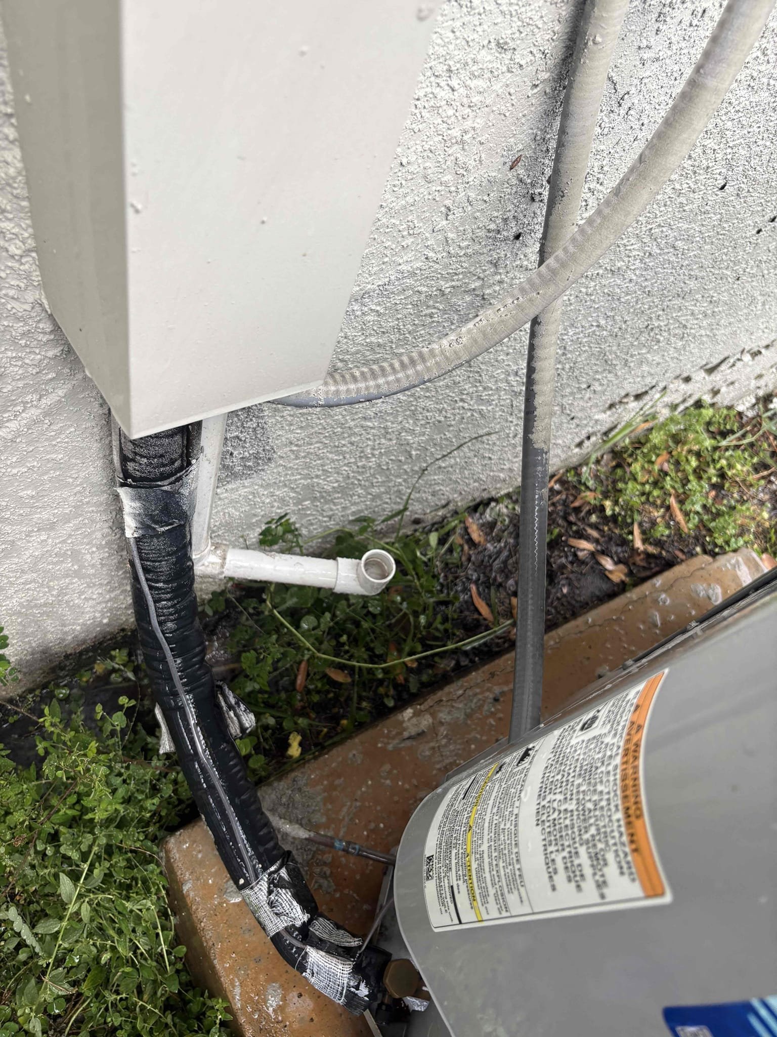 Performed semi annual tuneup 

Air handler recommendations 
-insulate drain line 
-install primary safety switch 
-remove & sanitize blower wheel 

Optional 
-install air purifier to mitigate bacterial growth moving forward 

System is operating within manufacture specifications 