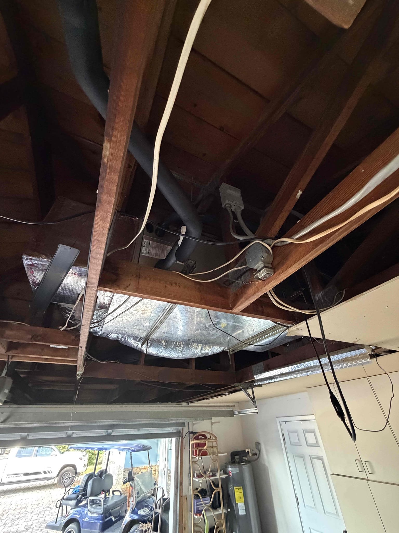 Upon my inspection, found clogged drain line. 
Performed lvl 2 drain cleaning and treatment. 
System is cooling at this time with a 17° temperature split. 
Drain line was badly clogged. If drain issues persist in the near future, we will recommend our lvl 3 drain treatment solution. As a guarantee, we can replace the entire drain line if the client would like. 