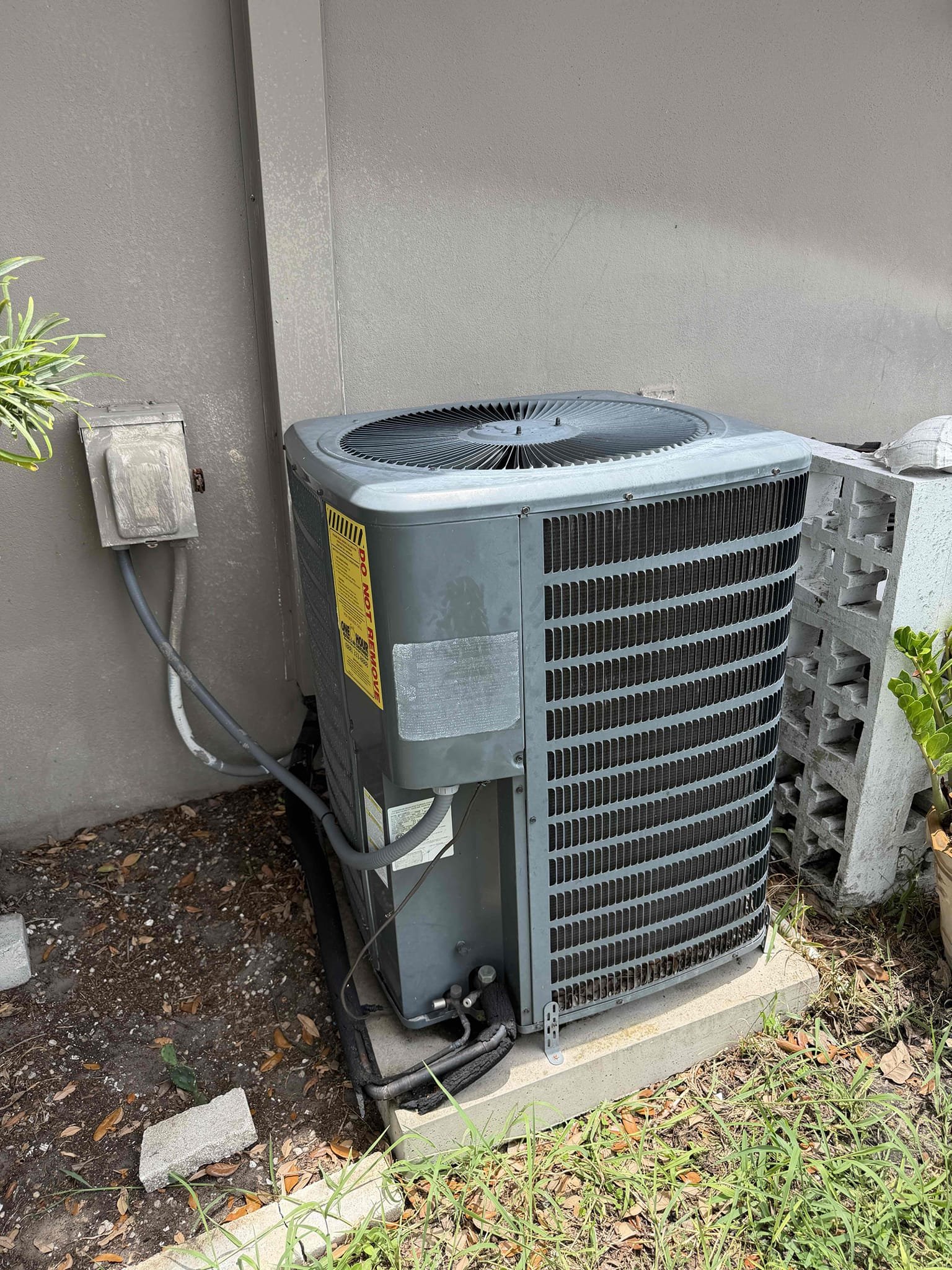 Found faulty thermostat. Installed new thermostat and started system. System is cooling at this time. 
Client did not want to wait for home warranty to repair system. 

Applied 5% discount for first time customer. 