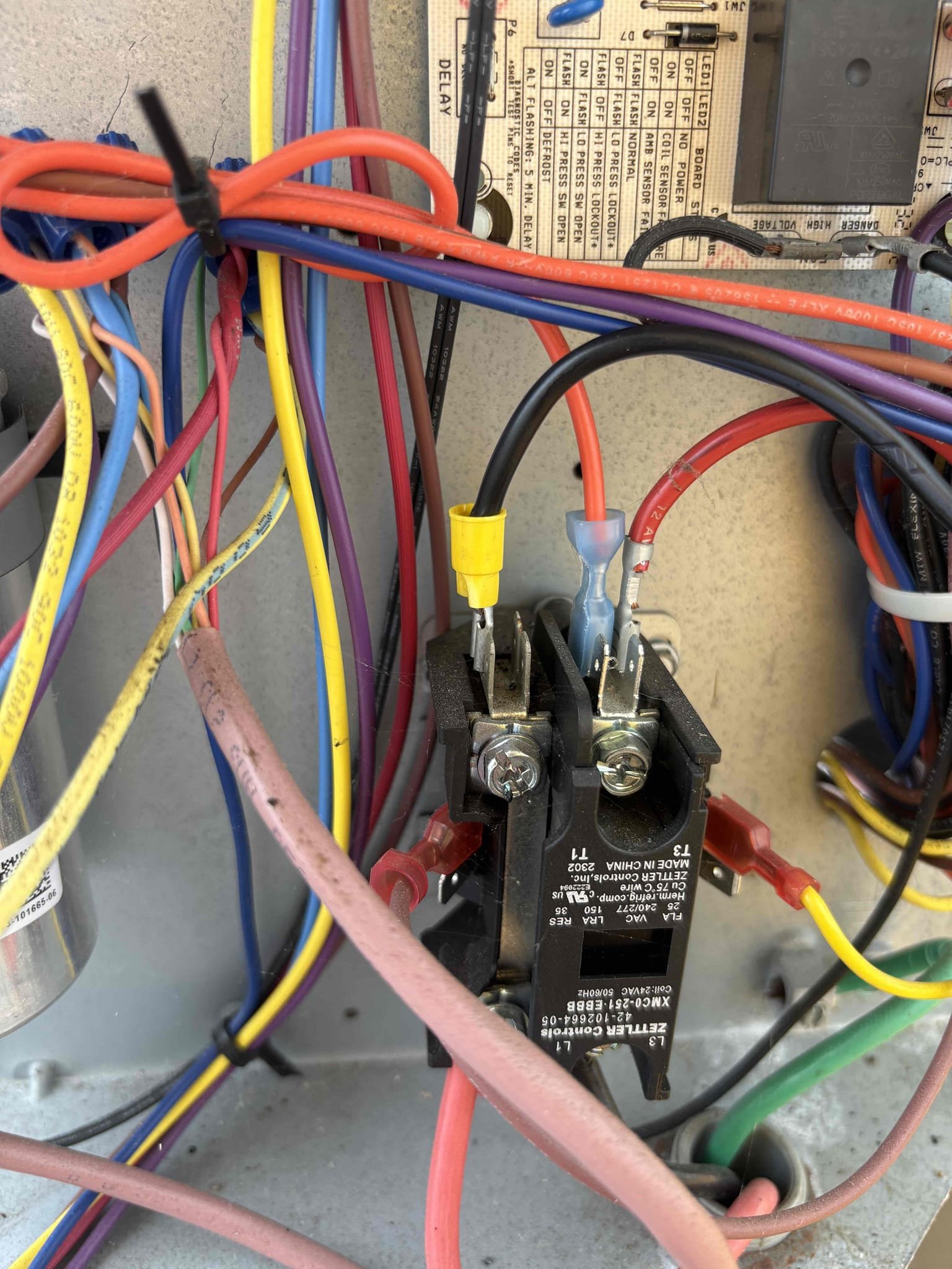 Diagnostic 
-outdoor unit not receiving high voltage. Found breaker tripped to outdoor unit. Found high voltage wire on contactor burnt (loose connection)

Spliced new wire connection and verified system operations. Contactor was not burnt. 

Billing 95$ for minimal repair 