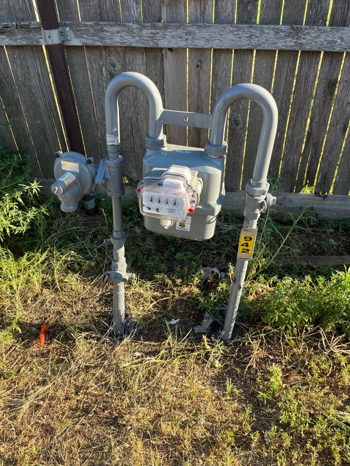 Estimate to run gas test and yard line and house