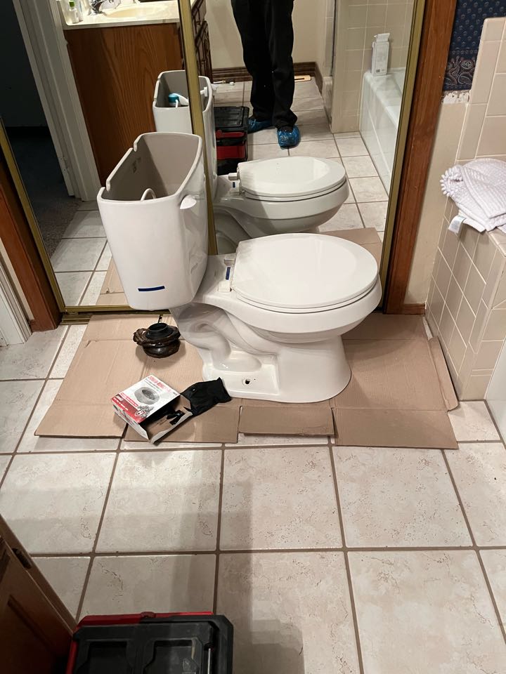 Pulled commode to clear mainline stoppage with the sewer machine due to a lack of clean-outs. 