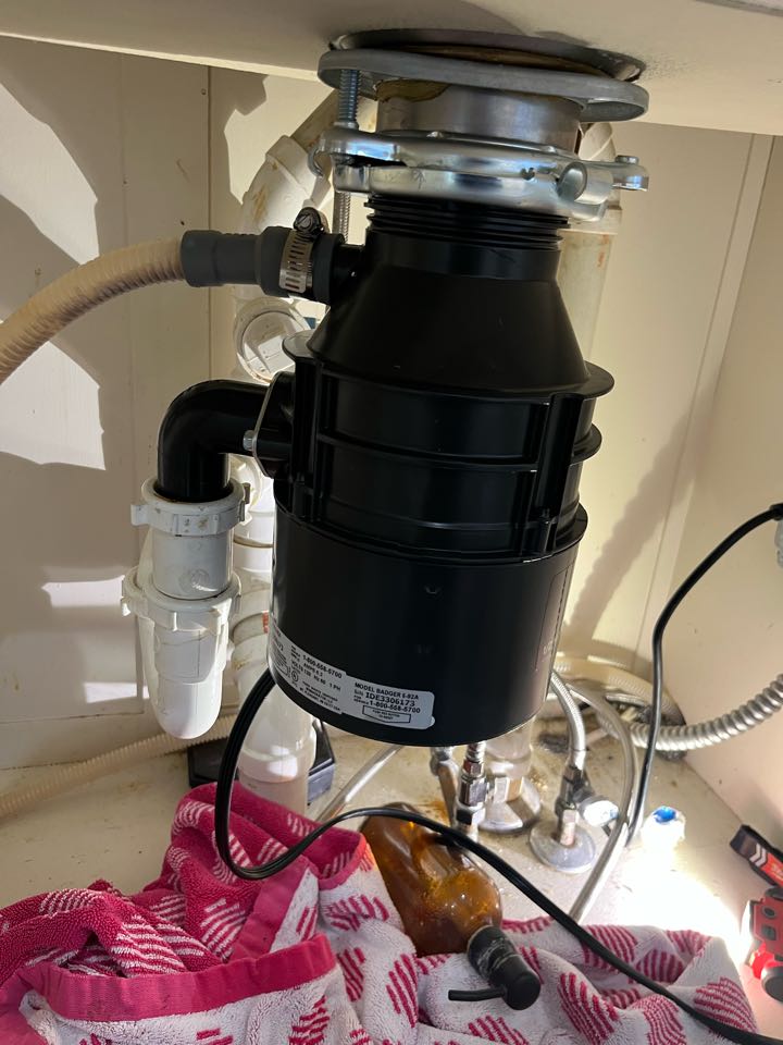 Replaced old whirlpool garbage disposal that was leaking with a new incinerator badger five garbage disposal