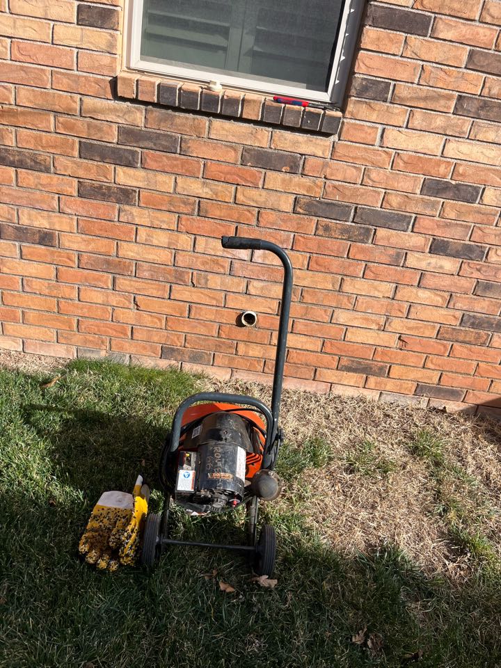 Ran sink machine through outside kitchen, clean out and cleared stoppage