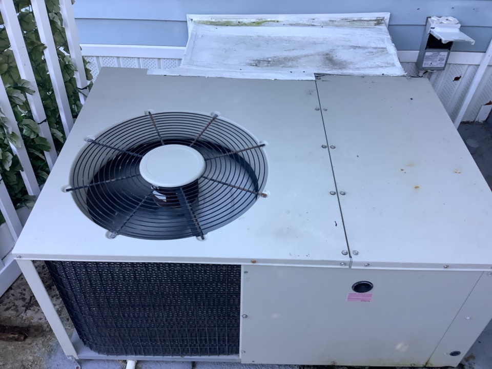AC Service Call. Evaluate system to find coil will need to be cleaned. 