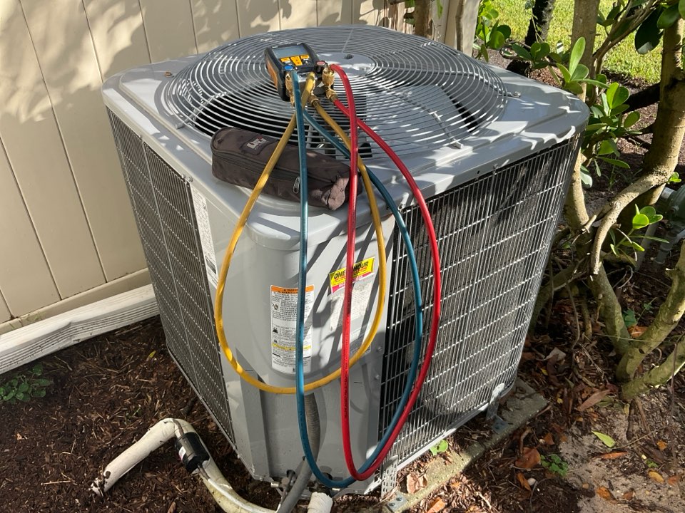 AC Maintenance Call. Perform routine maintenance per maintenance agreement on air conditioning split system. 